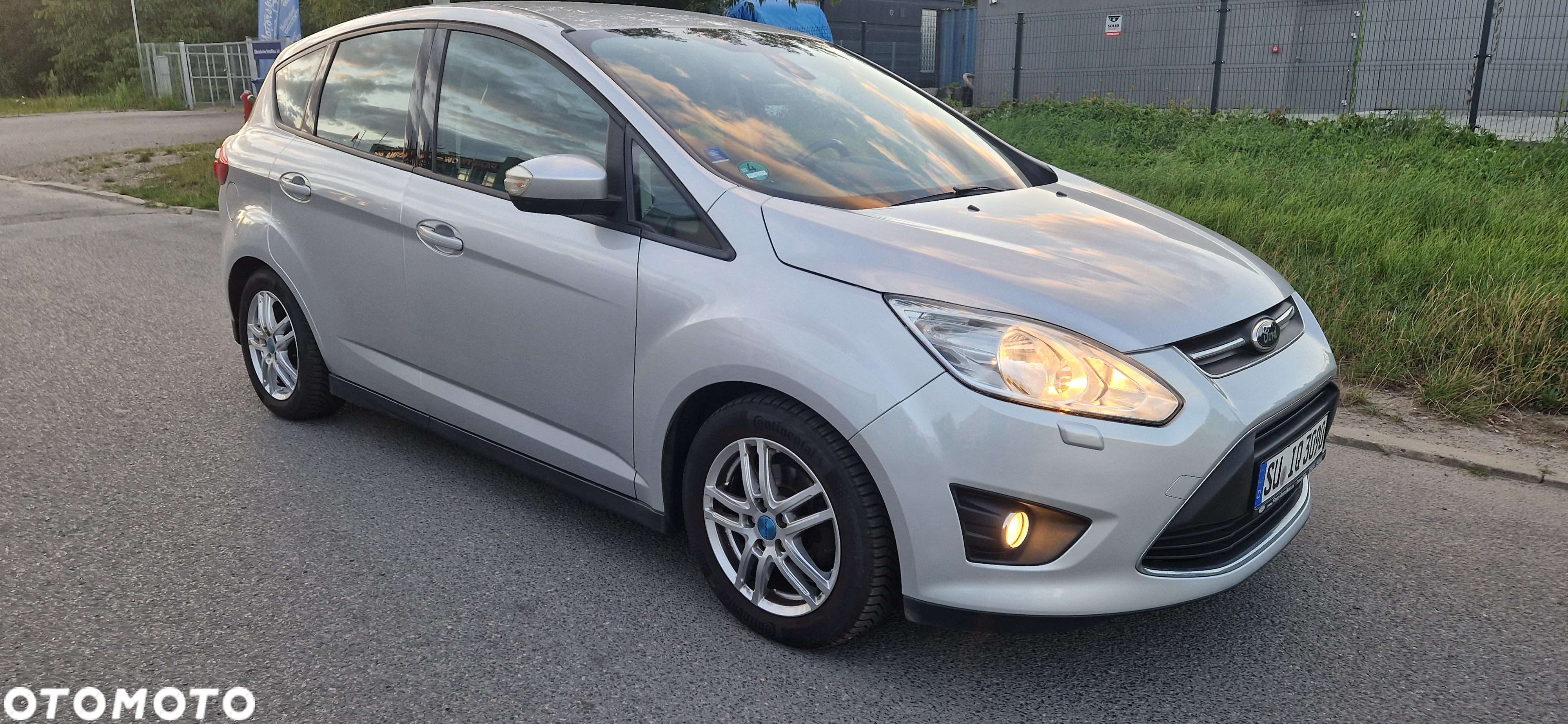 Ford C-MAX 1.6 Ti-VCT Champions Edition - 2