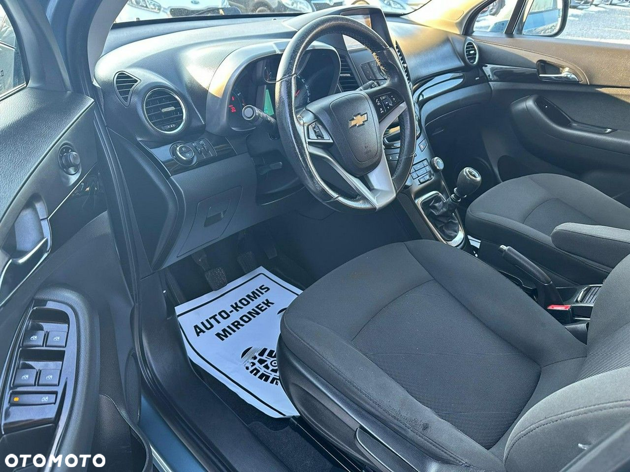 Chevrolet Orlando - 10