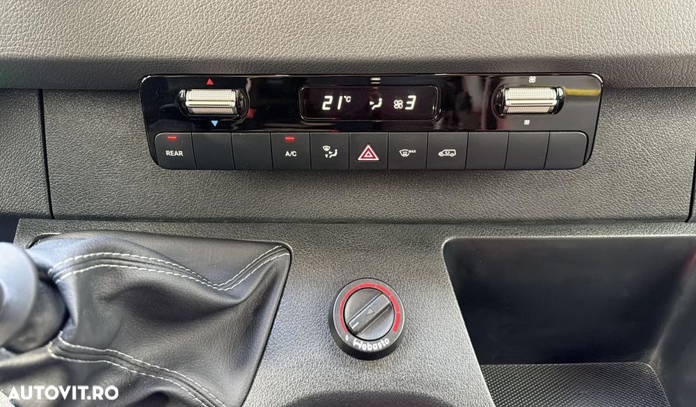Mercedes-Benz Sprinter 517 CDI Microbuz 19+1+1 - CEM Bus - 27