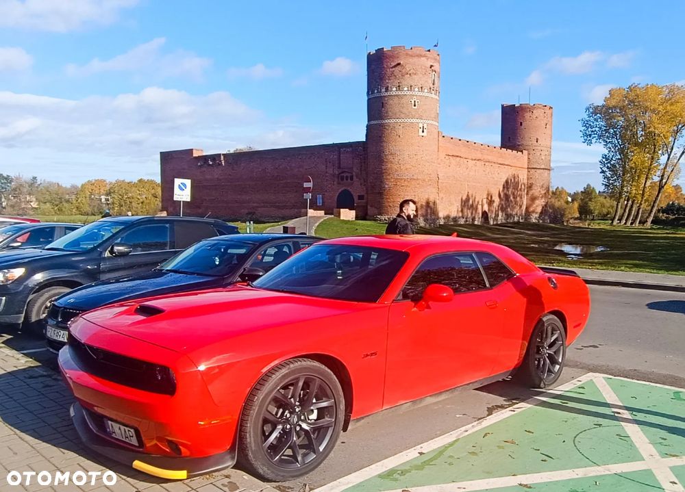 Dodge Challenger 5.7 R/T - 38
