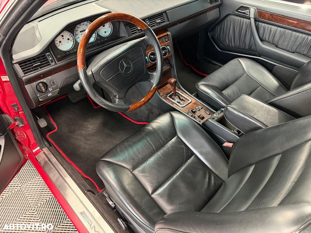 Mercedes-Benz E - 10