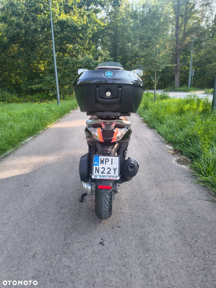 Piaggio Beverly - 3