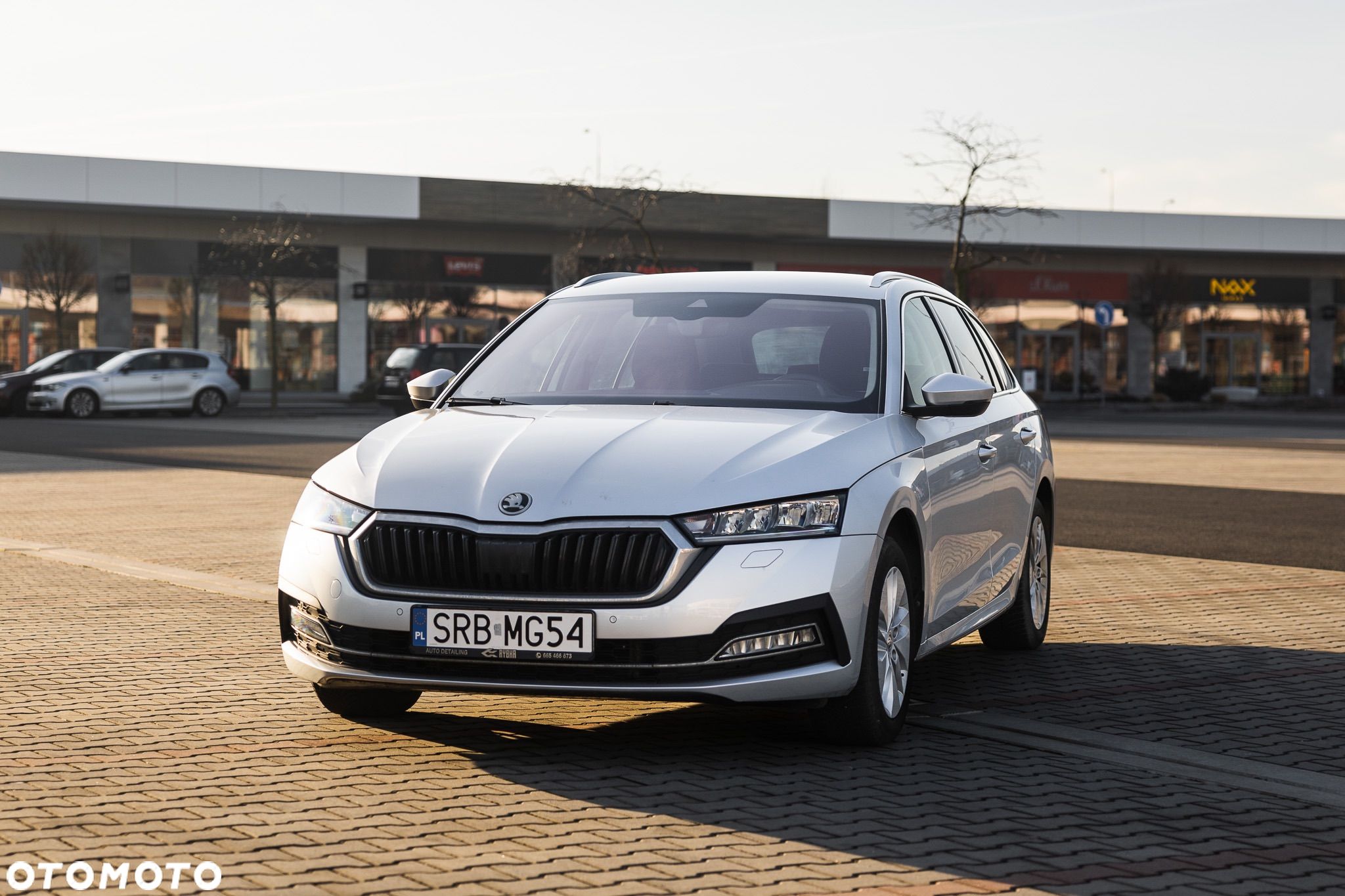 Skoda Octavia 2.0 TDI DSG Clever - 1