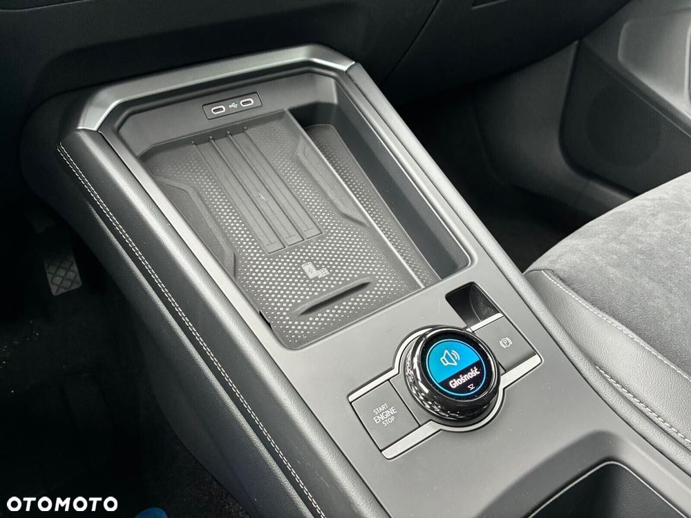 Volkswagen T-Roc - 23