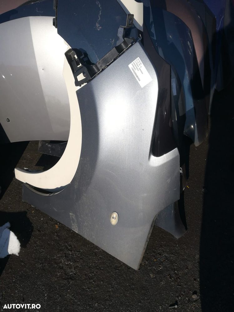Aripa stanga fata Citroen C3 Picasso - 1