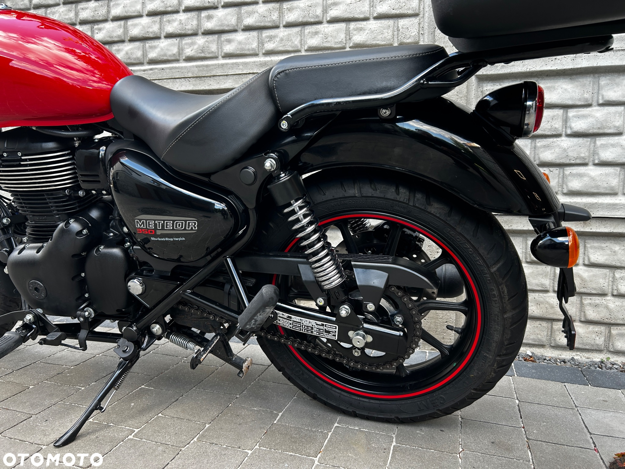 Royal Enfield Meteor - 16