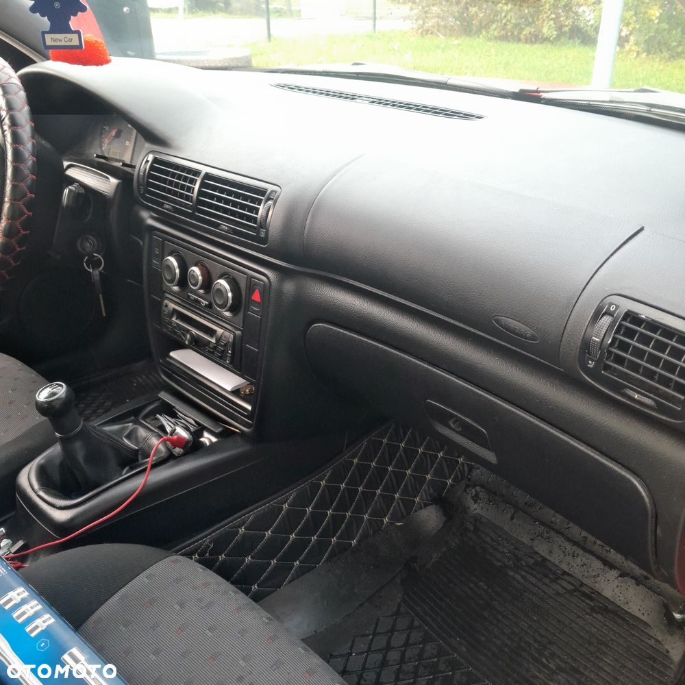 Volkswagen Passat - 6