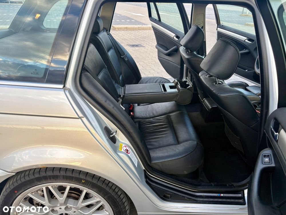 BMW Seria 3 330xi - 11