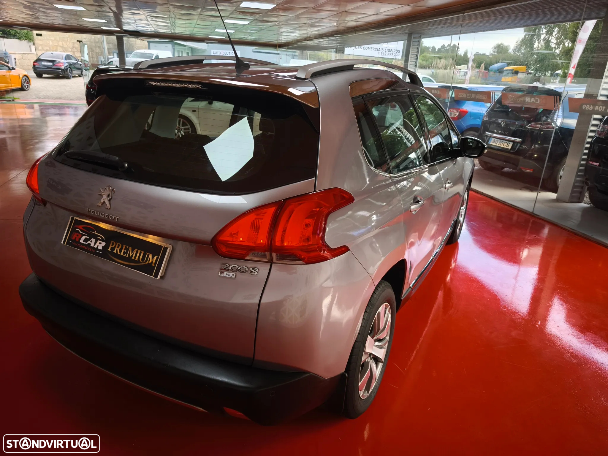 Peugeot 2008 1.6 e-HDi Active - 6