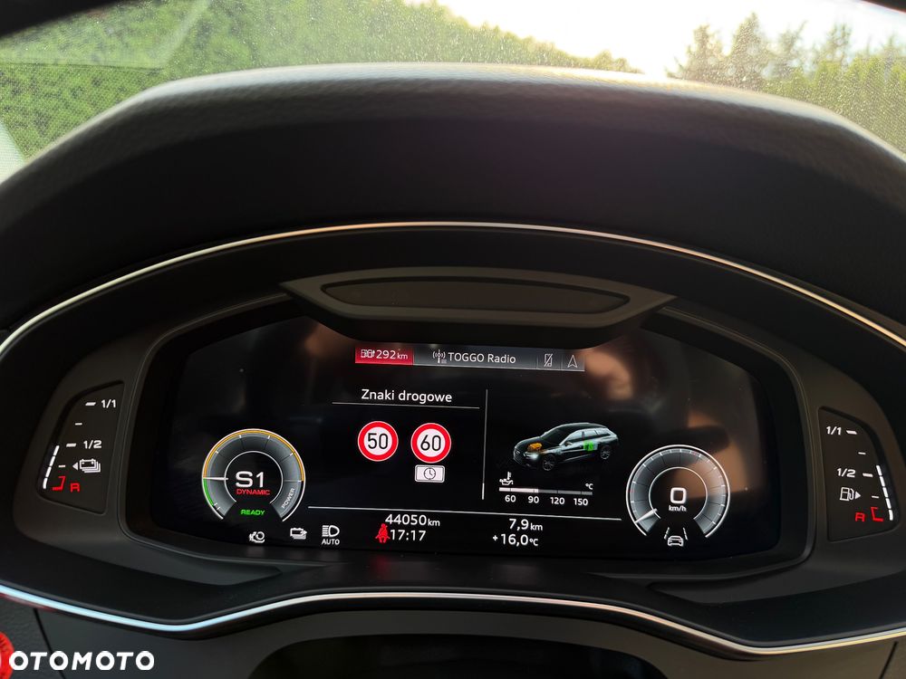 Audi A6 Avant 55 TFSI e quattro S tronic S line - 37