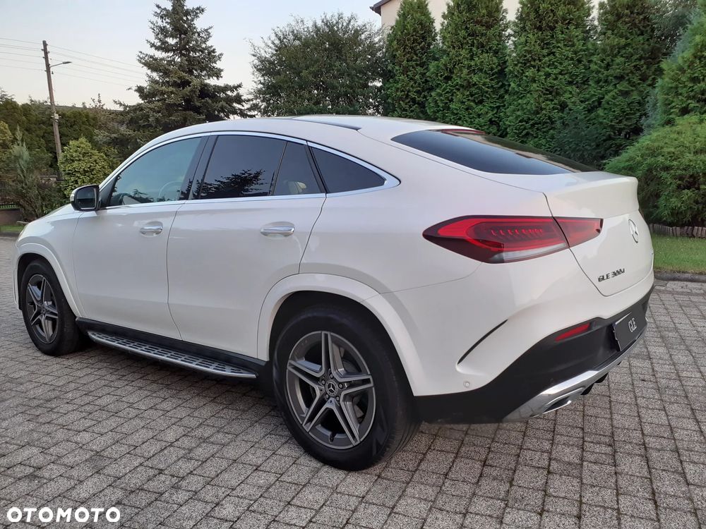 Mercedes-Benz GLE 300 d 4-Matic Premium Plus - 28