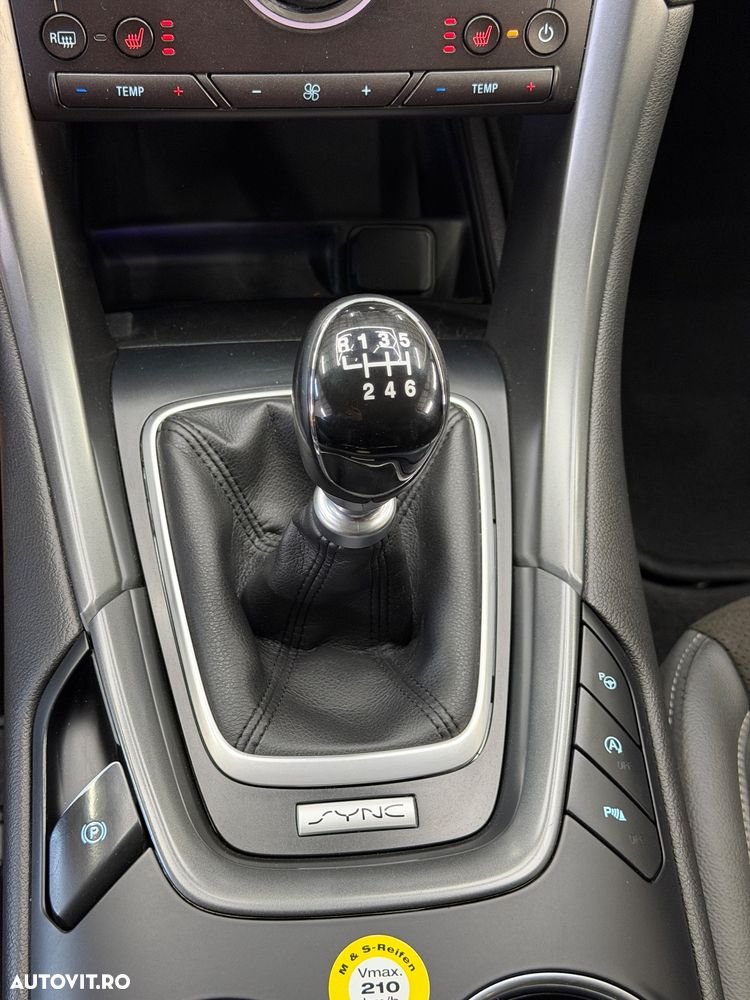 Ford Mondeo 2.0 TDCi Titanium - 17