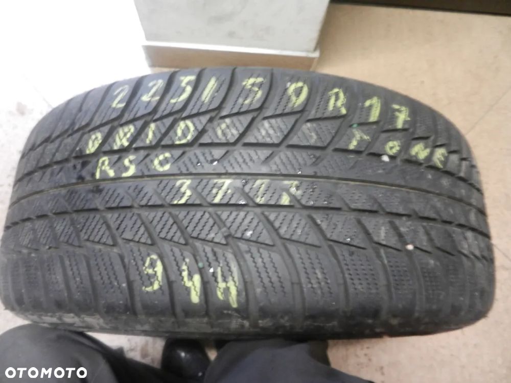 Opona pojedyńcza 225/50r17 bridgestone blizzak lm001 6,7mm zima - 1