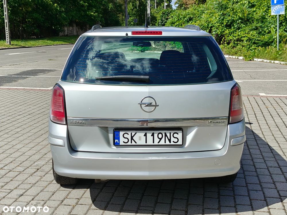 Opel Astra 1.6 Cosmo - 31