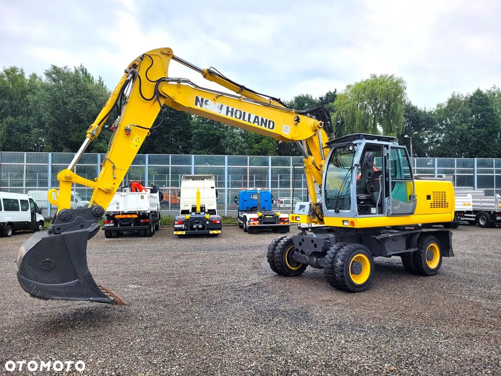 New Holland WE 190 Koparka kołowa 3 ramienna 5803mth Dwuczęściowy