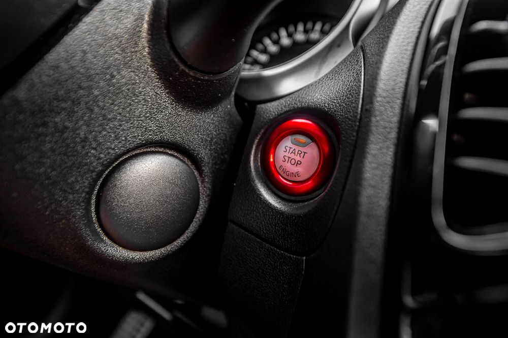 Nissan Juke 1.6 DIG-T ALL-MODE 4x4i Xtronic Nismo RS - 23