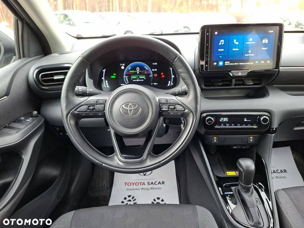 Toyota Yaris Hybrid 1.5 Style - 13