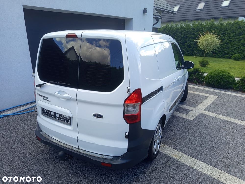 Ford TRANZIT COURIER - 2