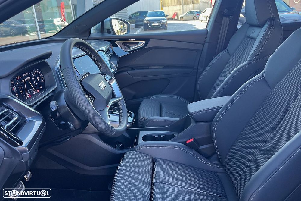 Audi Q4 e-tron 45 82 kWh SE Business - 3