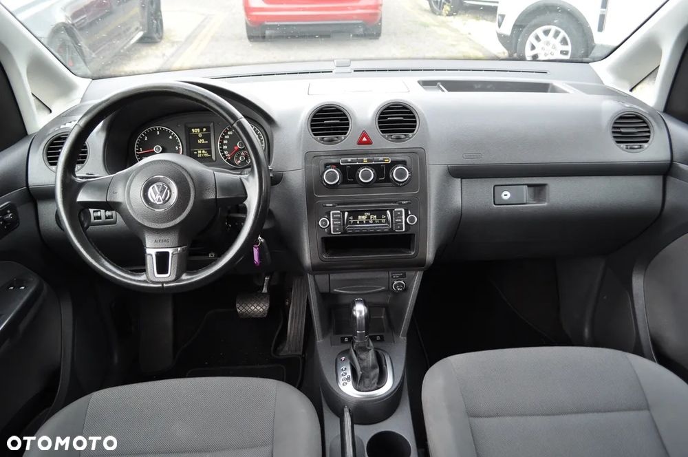 Volkswagen Caddy Comfortline DSG - 23
