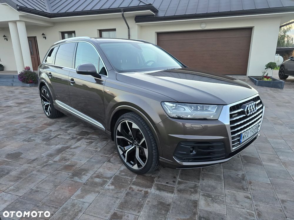 Audi Q7 - 10