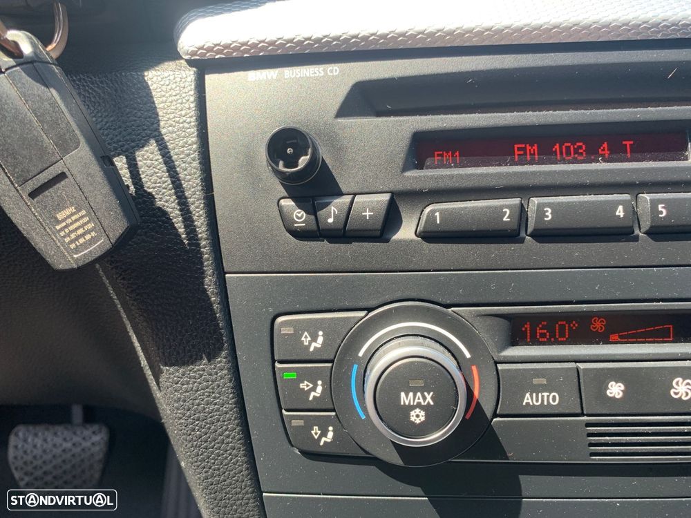 BMW 120 d Coupe Auto - 28