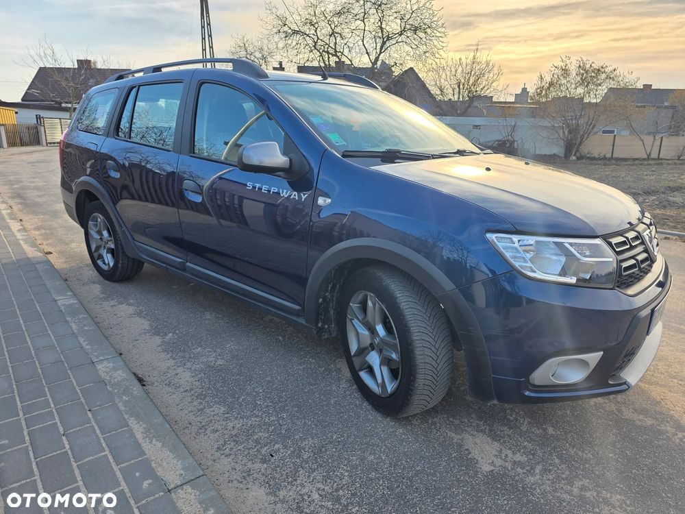 Dacia Logan TCe 90 (S&S) Stepway - 37