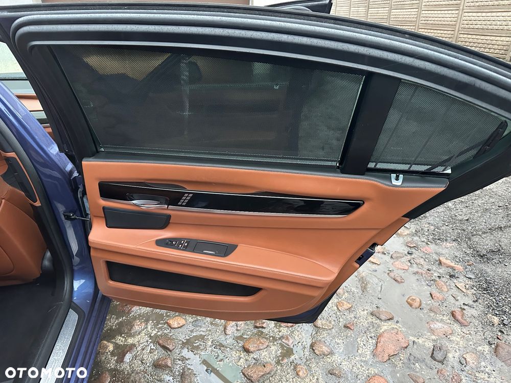 BMW-ALPINA B7 Bi-Turbo Switch-Tronic Allrad Langversion - 22