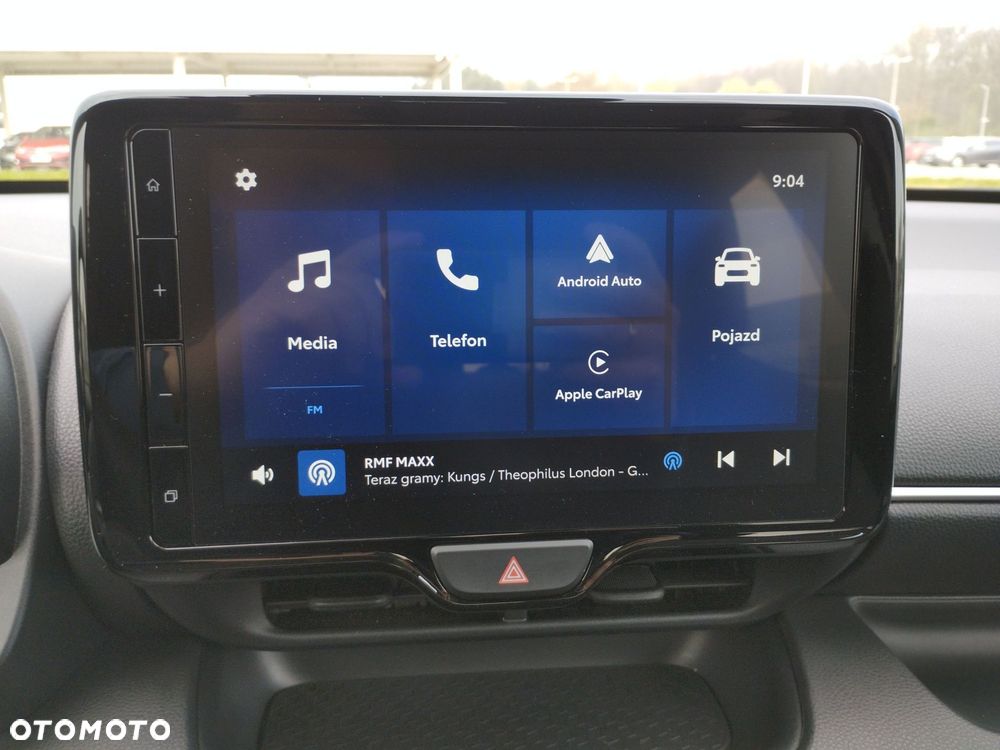 Toyota Yaris Hybrid 1.5 Style - 19
