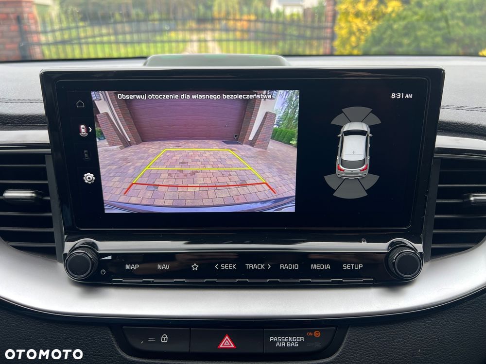 Kia XCeed - 35