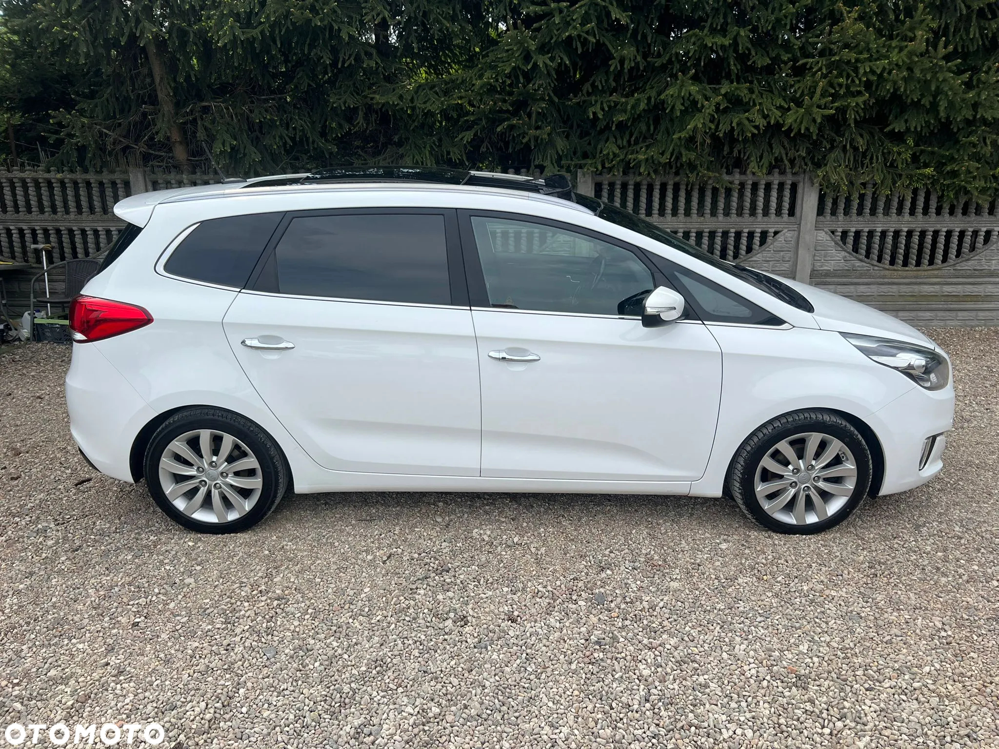 Kia Carens 1.7 CRDi XL 7os - 34