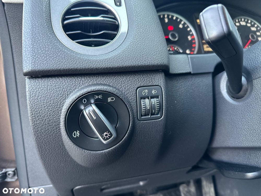 Volkswagen Tiguan 2.0 TDI BlueMot Trend&Fun - 12