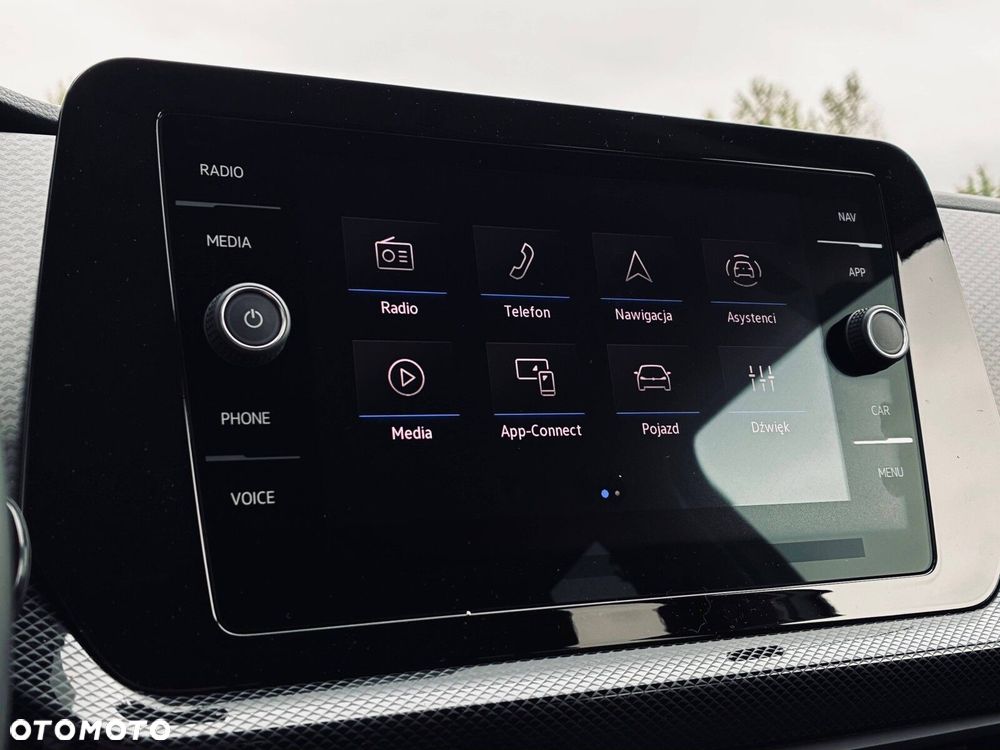 Volkswagen T-Cross - 15