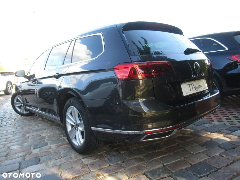 Volkswagen Passat 2.0 TDI EVO Elegance DSG - 4