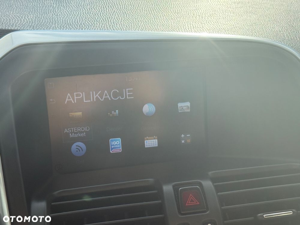 Volvo XC 60 D5 AWD RDesign - 13