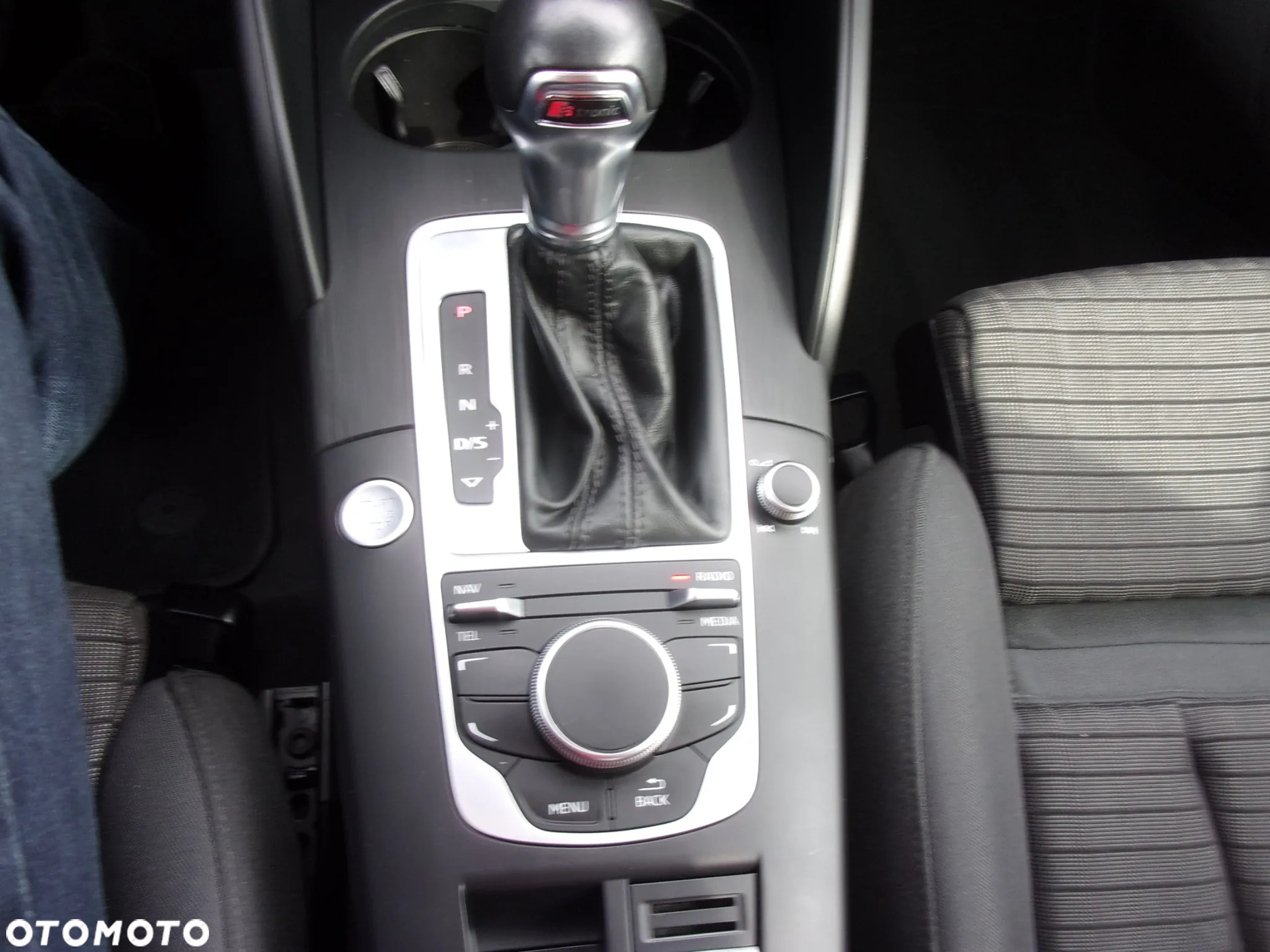 Audi A3 1.4 TFSI CoD Sport S tronic - 25