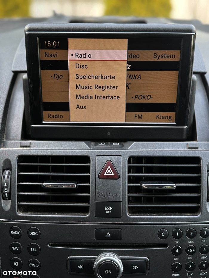 Mercedes-Benz Klasa C 220 CDI DPF Automatik BlueEFFICIENCY Avantgarde - 29