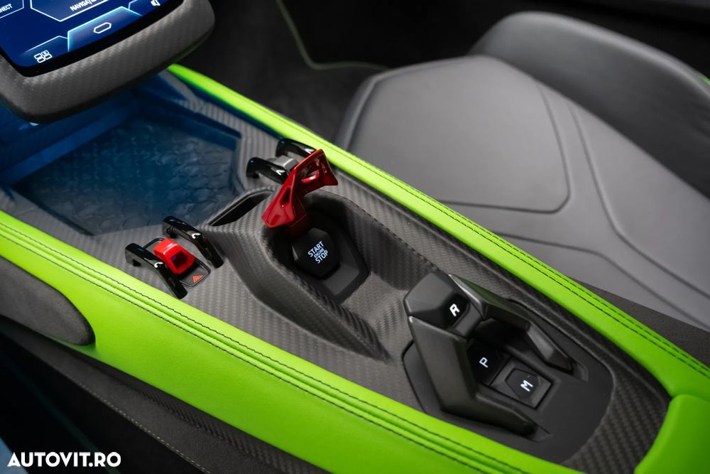 Lamborghini Revuelto - 20