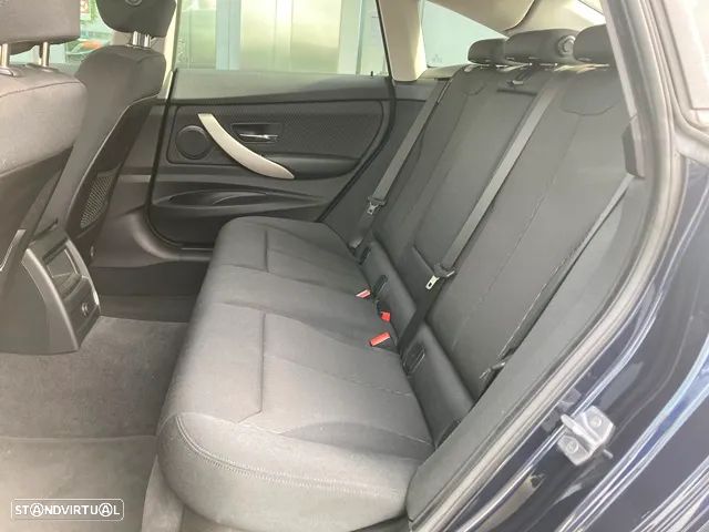 BMW 320 Gran Turismo i Advantage Auto - 29