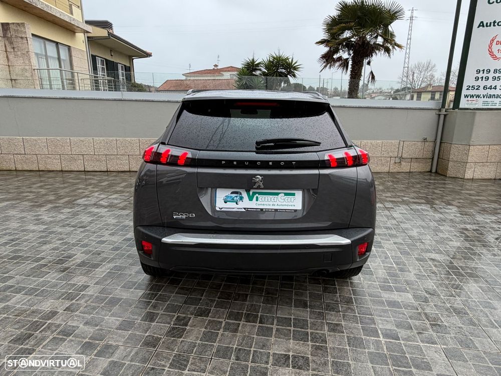 Peugeot 2008 1.2 PureTech Allure Pack - 5