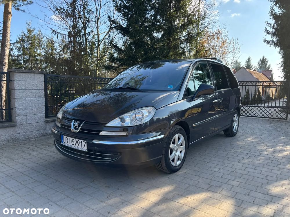 Peugeot 807 HDi 170 Bi-Turbo Automatik Platinum Pullmann - 2