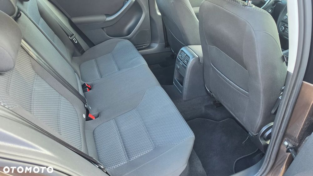 Volkswagen Jetta 1.2 TSI Comfortline Perfectline - 29