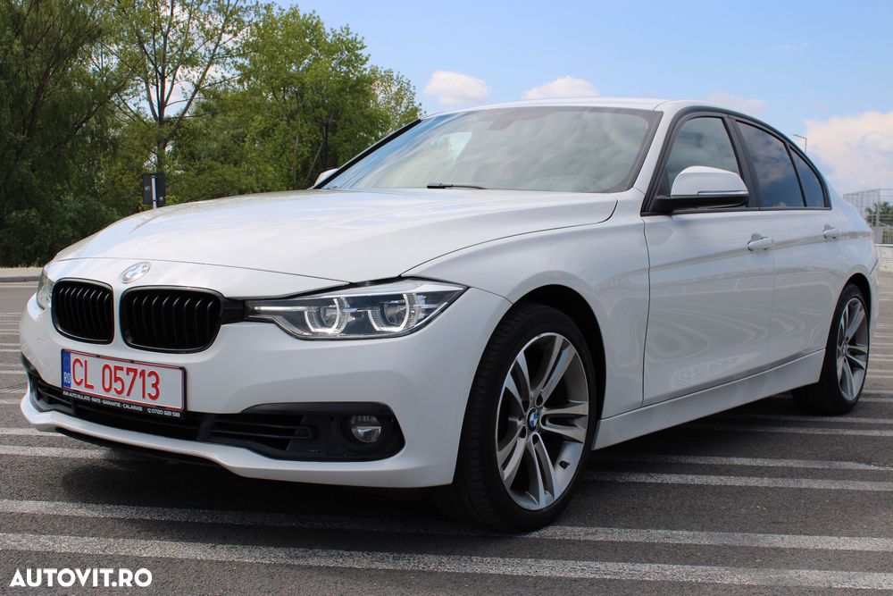 BMW Seria 3 320i Aut. Sport Line - 1