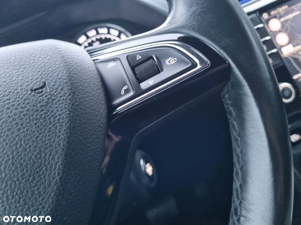 Skoda Superb 2.0 TDI DSG Style - 19