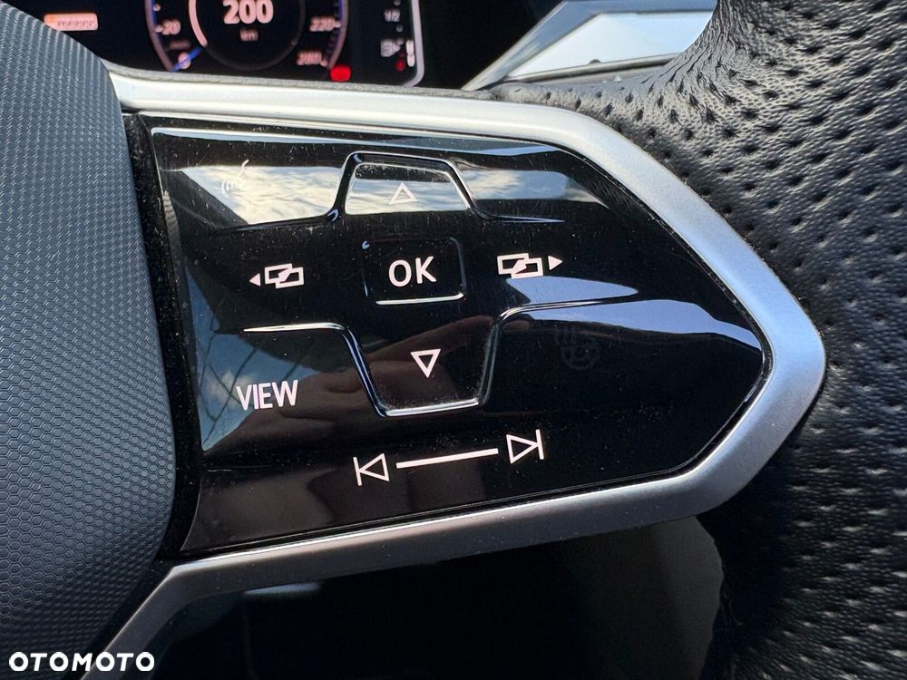 Volkswagen Arteon 2.0 TSI R-Line DSG - 25