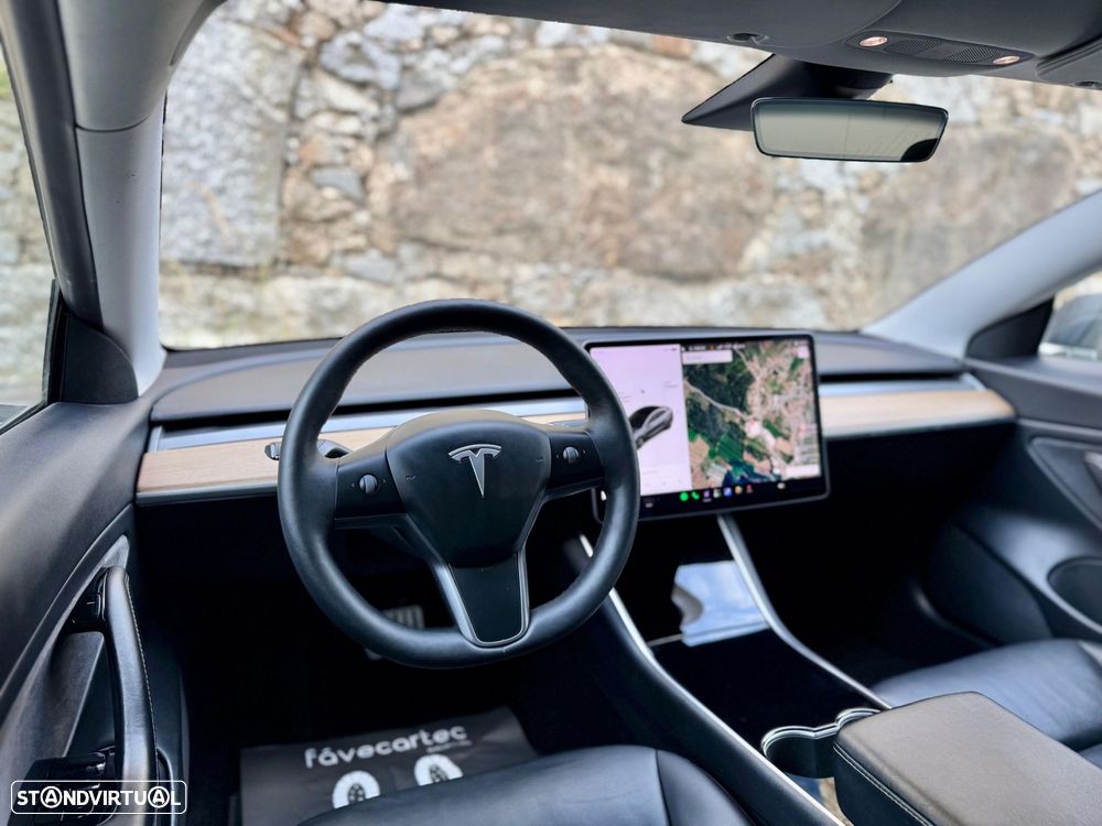 Tesla Model 3 Performance Dual Motor AWD - 32