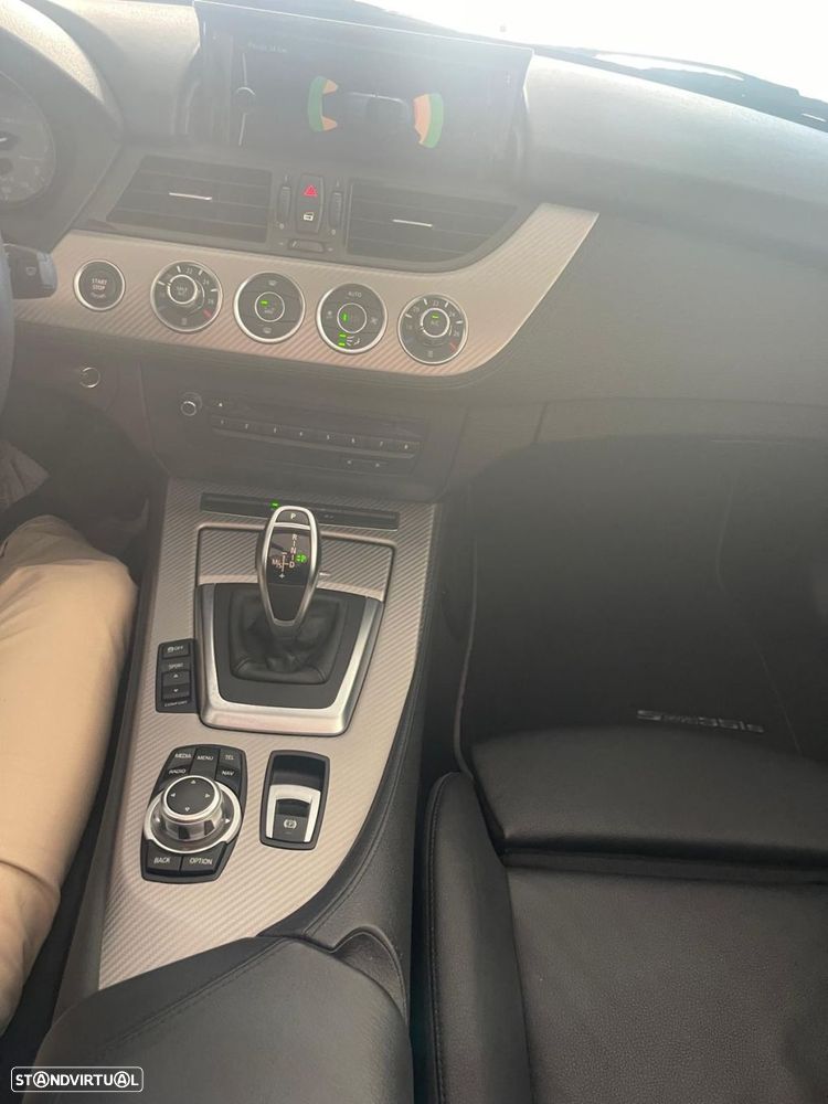 BMW Z4 35 is Auto - 22