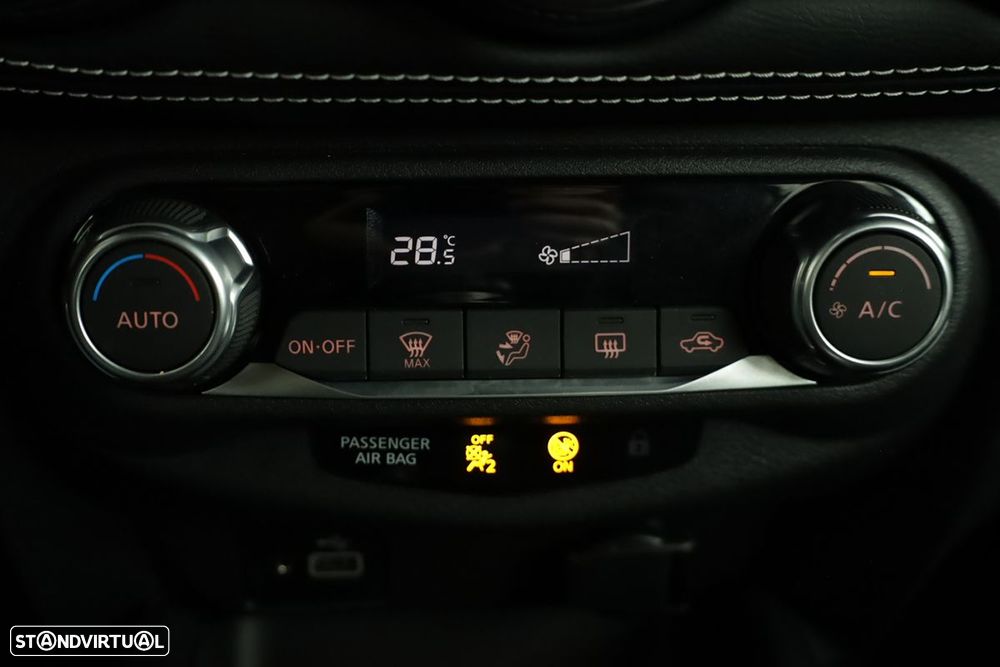 Nissan Juke 1.0 DIG-T N-Design Black - 12