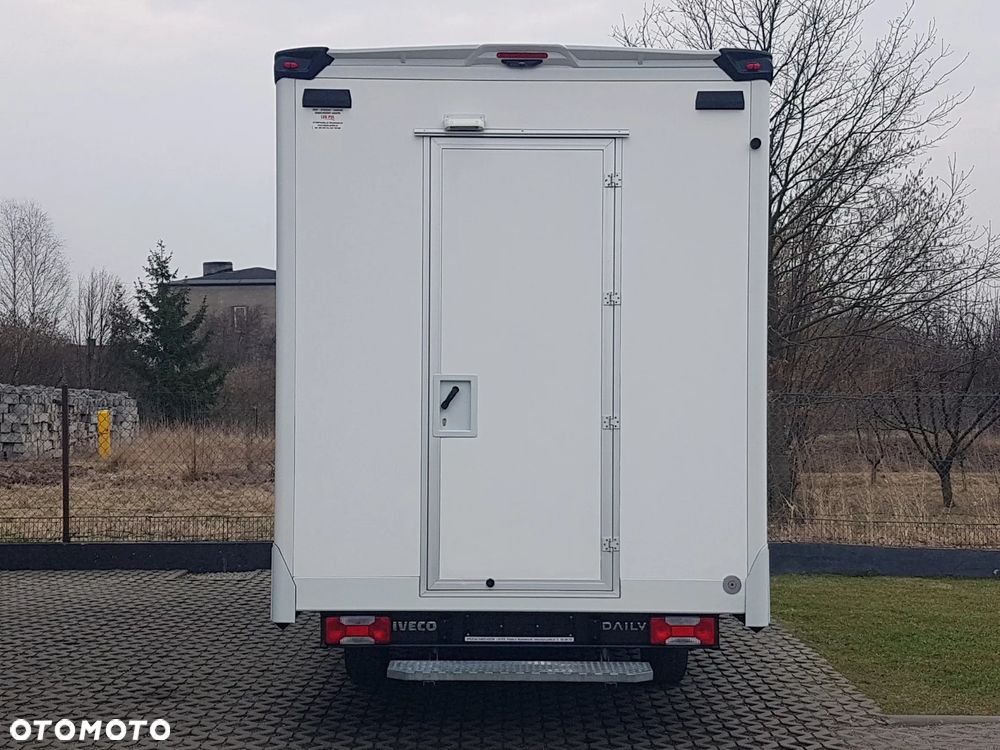 Iveco DAILY KONTENER NISKOPODŁOGOWY 4,43x2,23x2,42 SKLEP BAR FOODTRUCK KAMPER KLIMA - 16