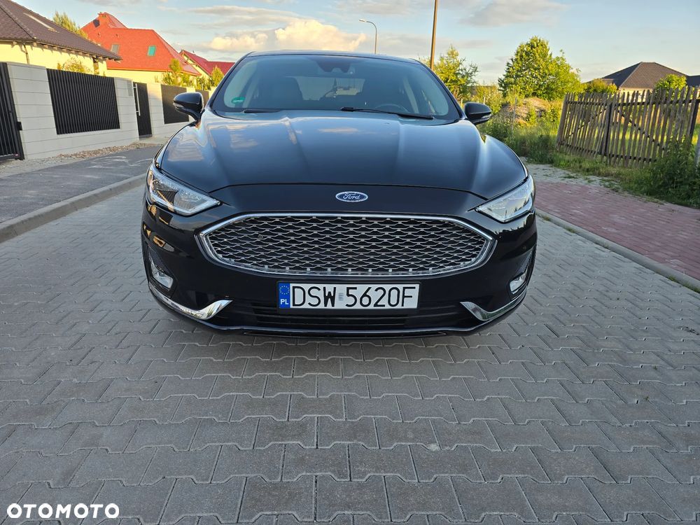 Ford Fusion - 13